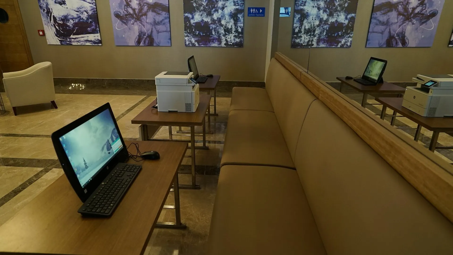 Hawthorn Suites By Wyndham Istanbul Airport