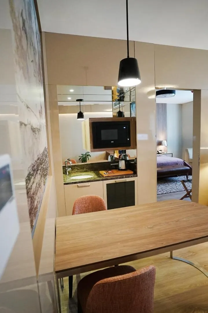 Hawthorn Suites By Wyndham Istanbul Airport