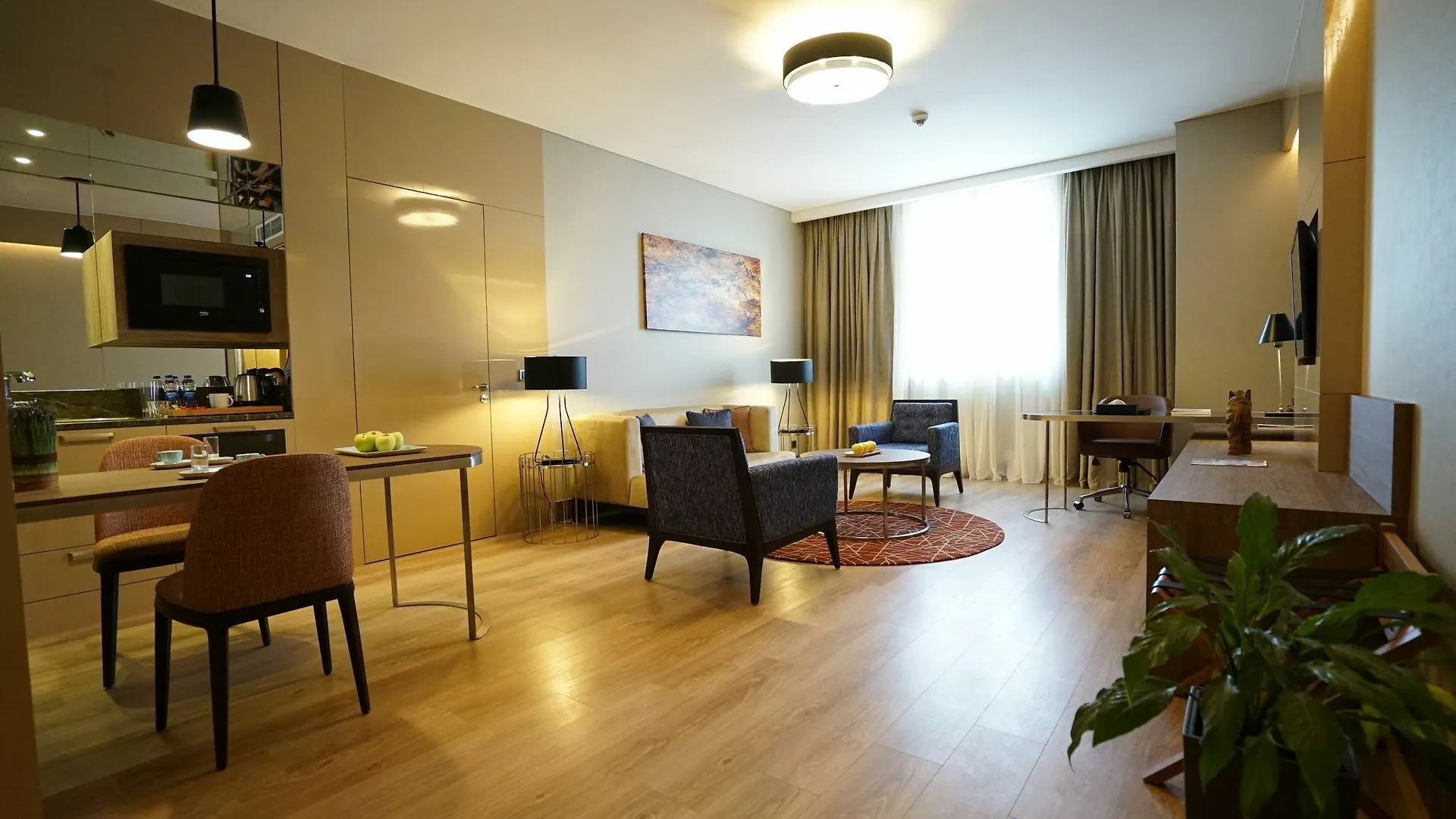 Hawthorn Suites By Wyndham Istanbul Airport 5*,