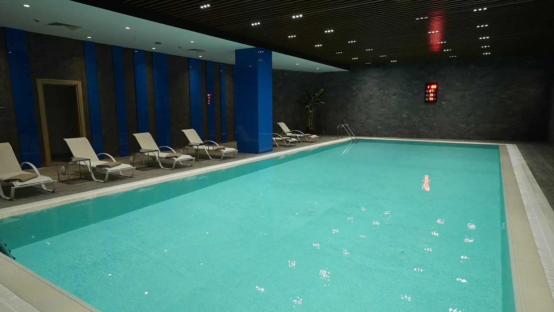 Hawthorn Suites By Wyndham Istanbul Airport