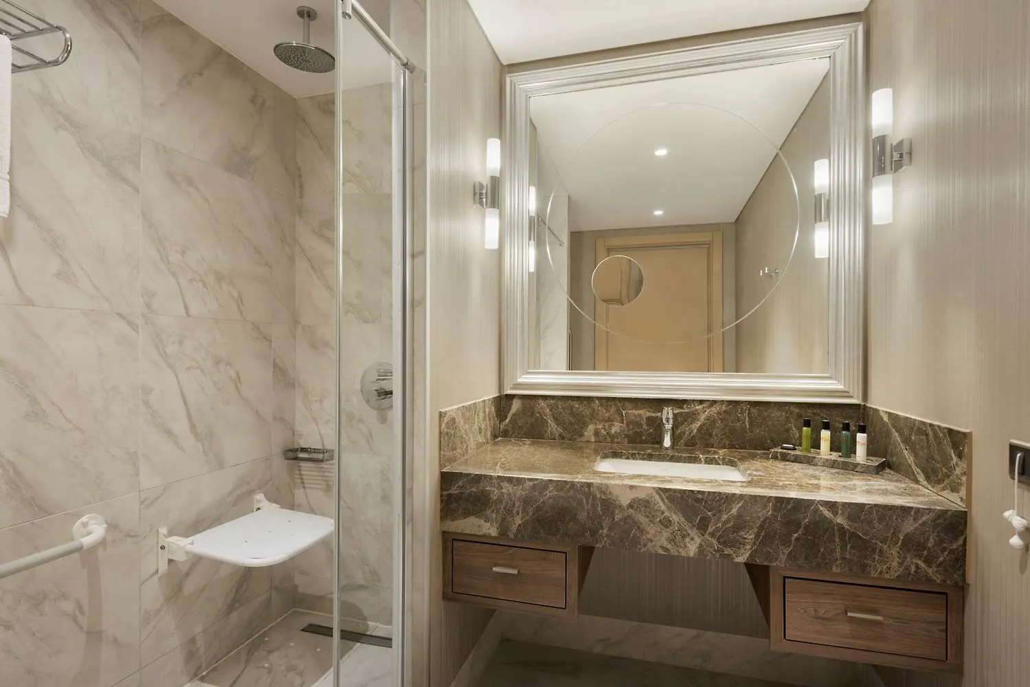 Hawthorn Suites By Wyndham Istanbul Airport Hotel