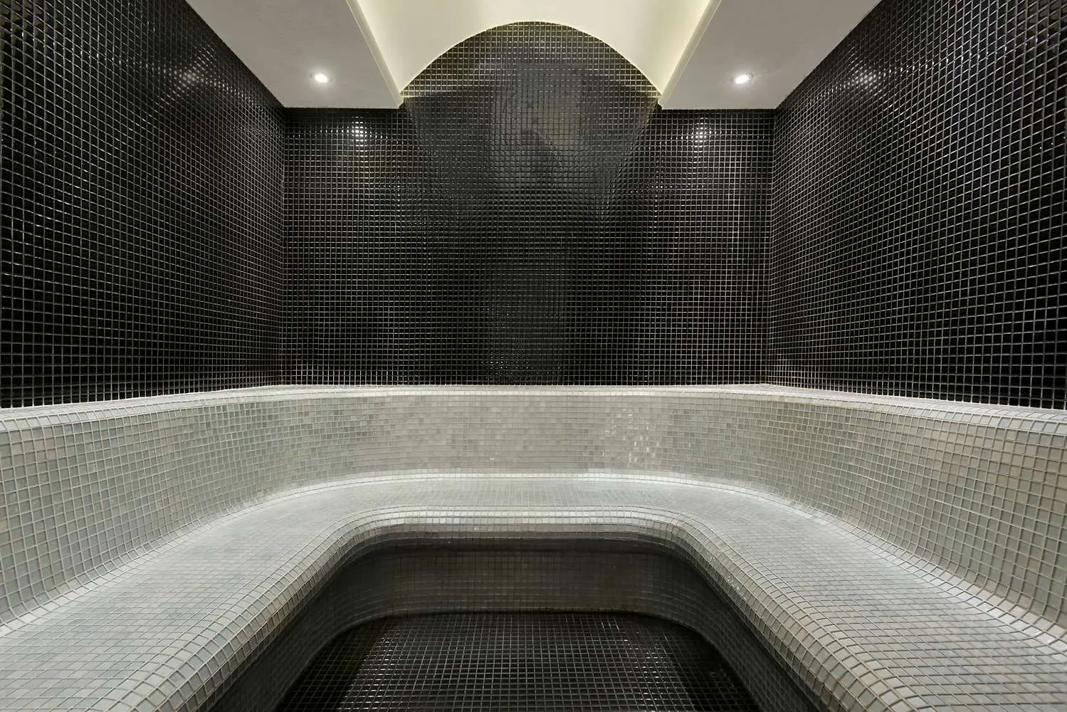 Hawthorn Suites By Wyndham Istanbul Airport